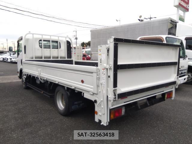 Isuzu ELF TRUCK 2019-02 1472271-1