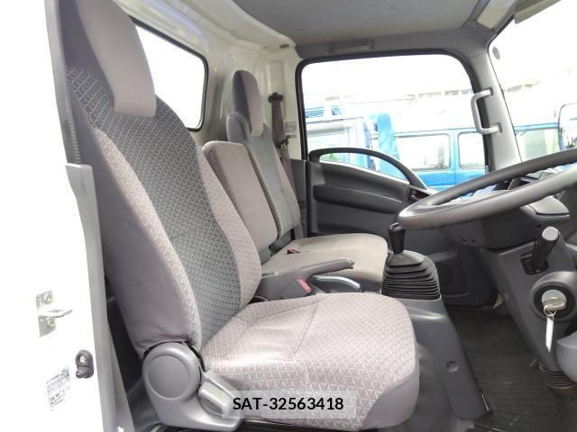 Isuzu ELF TRUCK 2019-02 1472271-3