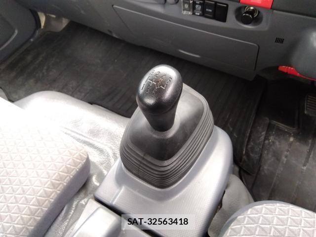 Isuzu ELF TRUCK 2019-02 1472271-4