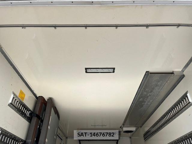 Isuzu ELF TRUCK 2013-09 406822-13