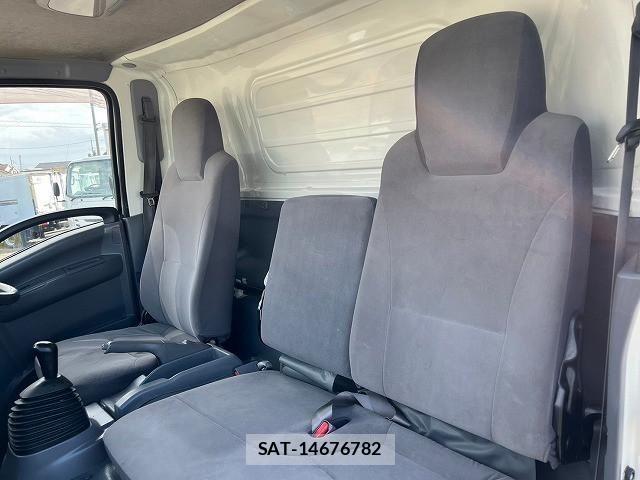 Isuzu ELF TRUCK 2013-09 406822-22