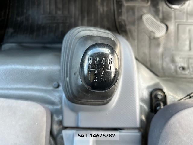 Isuzu ELF TRUCK 2013-09 406822-25