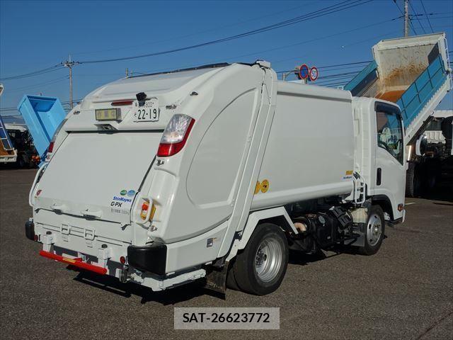 Isuzu ELF TRUCK 2017-11 406725-3