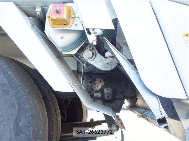 Isuzu ELF TRUCK 2017-11 406725-5