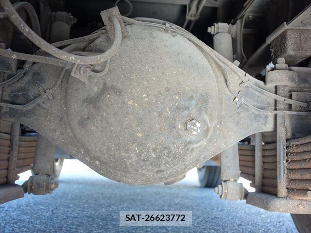 Isuzu ELF TRUCK 2017-11 406725-8