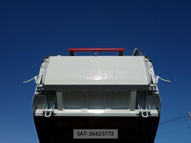 Isuzu ELF TRUCK 2017-11 406725-13
