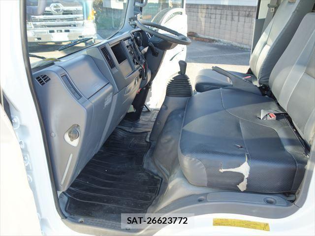 Isuzu ELF TRUCK 2017-11 406725-23