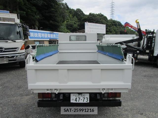 Isuzu ELF TRUCK 2011-02 407017-9