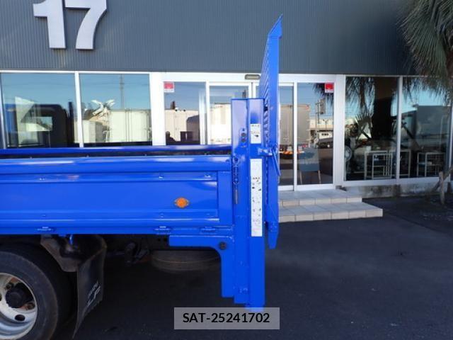 Isuzu ELF TRUCK 2015-01 806269-10