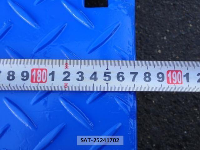 Isuzu ELF TRUCK 2015-01 806269-15