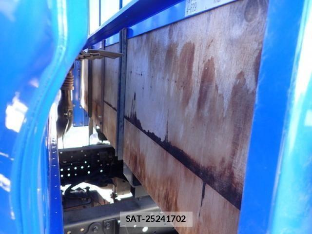 Isuzu ELF TRUCK 2015-01 806269-20