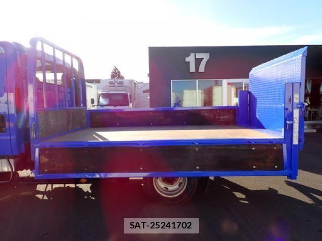 Isuzu ELF TRUCK 2015-01 806269-21