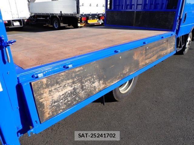 Isuzu ELF TRUCK 2015-01 806269-24