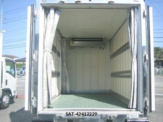 Isuzu ELF TRUCK 2018-07 1204924-4