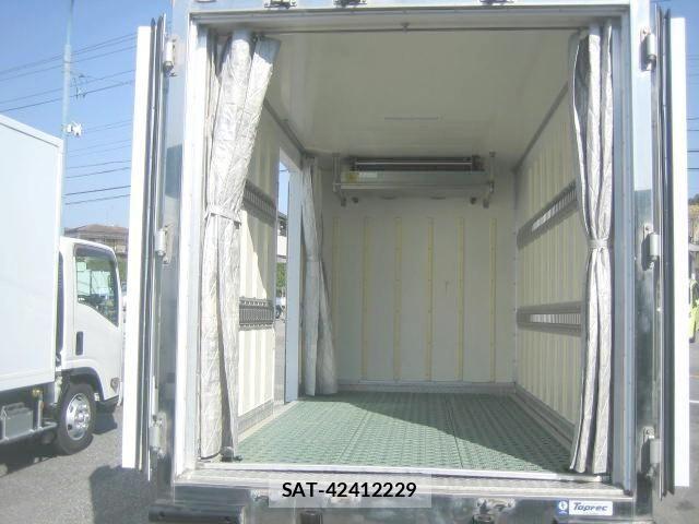 Isuzu ELF TRUCK 2018-07 1204924-10