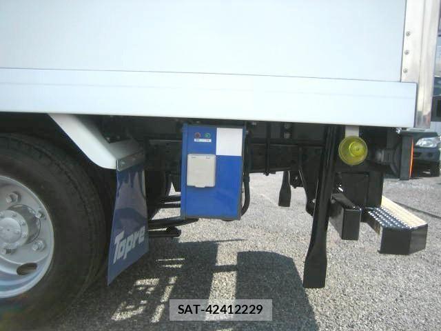 Isuzu ELF TRUCK 2018-07 1204924-16