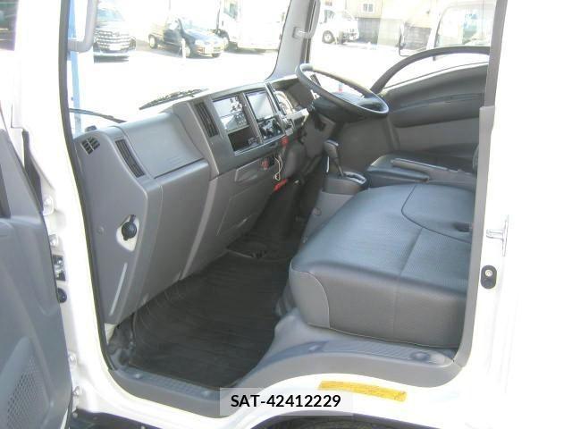 Isuzu ELF TRUCK 2018-07 1204924-25