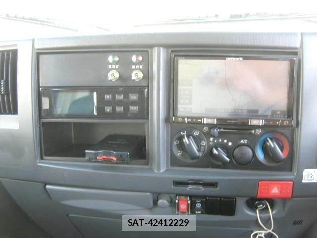 Isuzu ELF TRUCK 2018-07 1204924-27