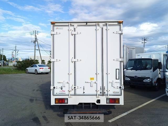 Isuzu ELF TRUCK 2007-11 806227-3