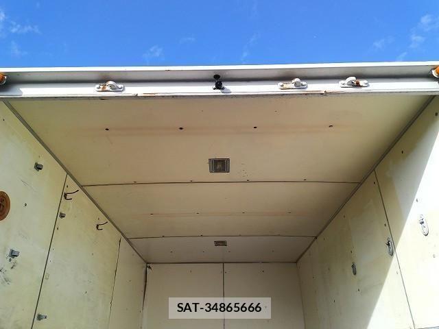 Isuzu ELF TRUCK 2007-11 806227-11