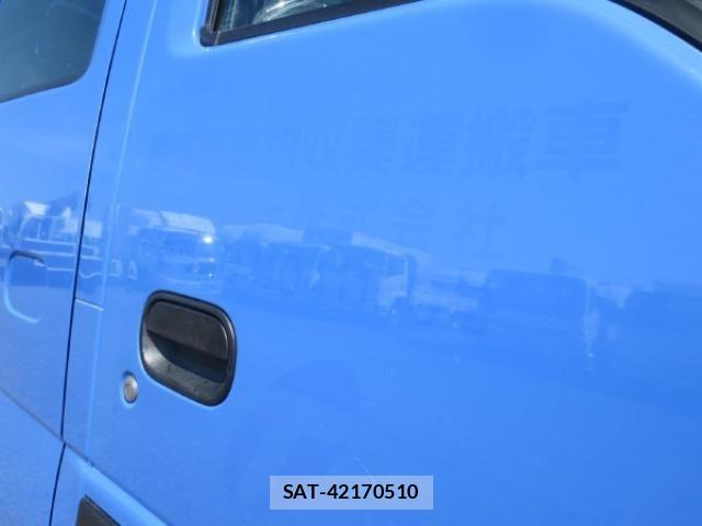 Isuzu ELF TRUCK 2018-12 911964-18