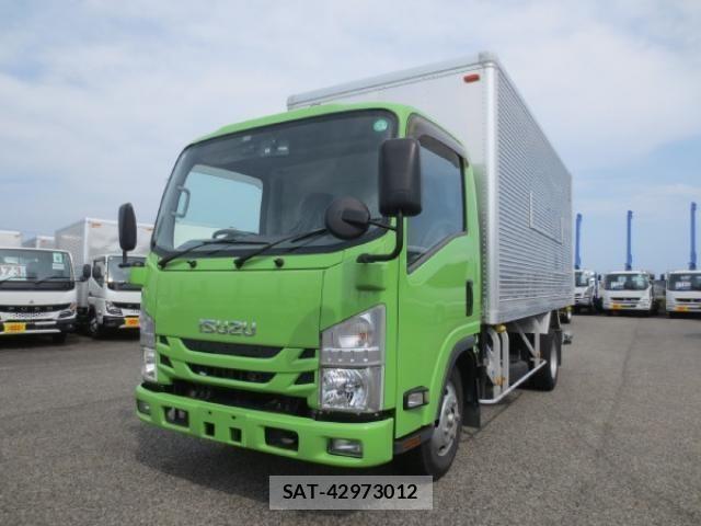 Isuzu ELF TRUCK 2017-02 1037933-2