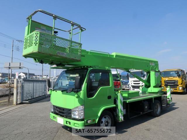 Isuzu ELF TRUCK 2018-02 806363-1