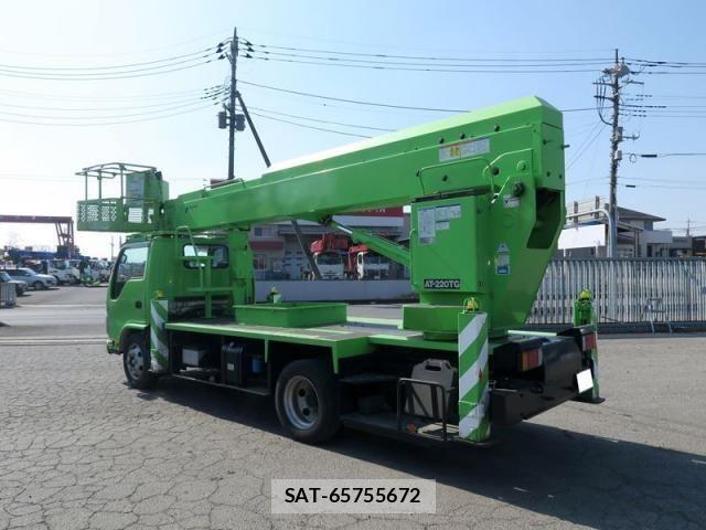 Isuzu ELF TRUCK 2018-02 806363-2