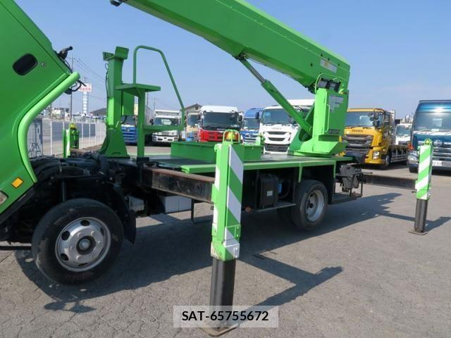 Isuzu ELF TRUCK 2018-02 806363-7