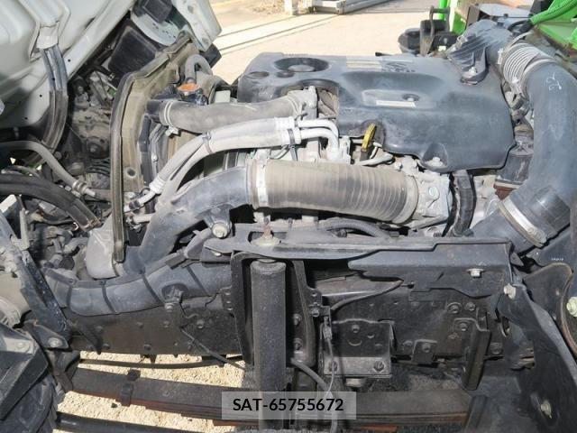 Isuzu ELF TRUCK 2018-02 806363-23
