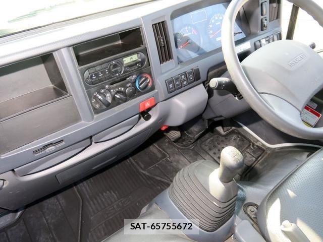 Isuzu ELF TRUCK 2018-02 806363-29