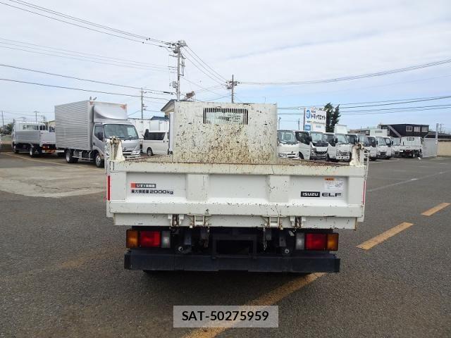 Isuzu ELF TRUCK 2022-08 806171-10