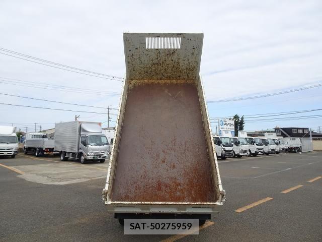 Isuzu ELF TRUCK 2022-08 806171-11
