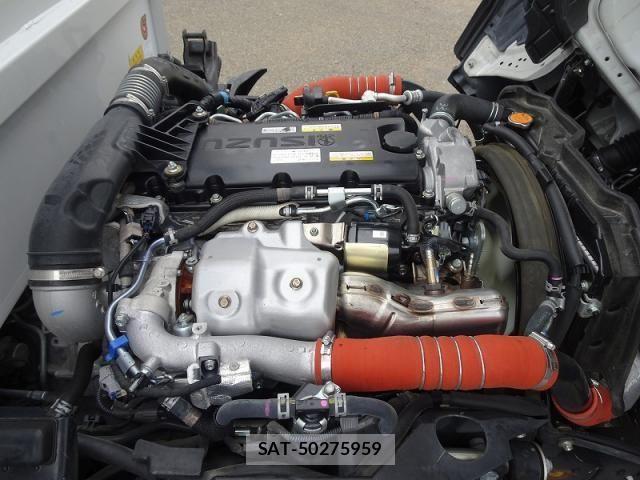 Isuzu ELF TRUCK 2022-08 806171-15