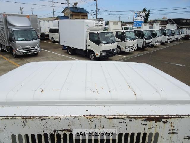 Isuzu ELF TRUCK 2022-08 806171-16