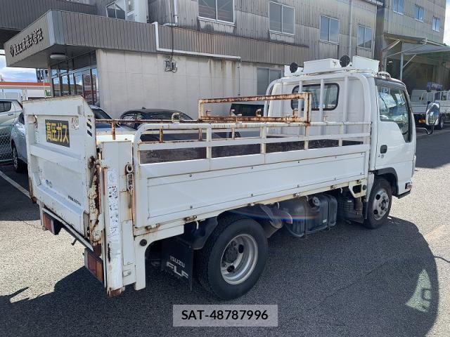 Isuzu ELF TRUCK 2014-08 490703-3