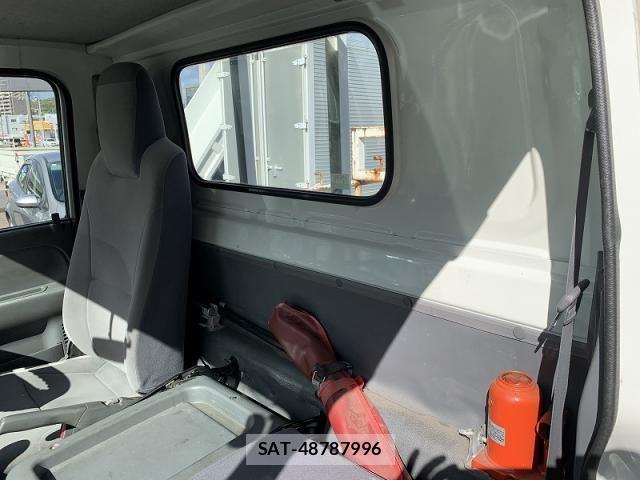 Isuzu ELF TRUCK 2014-08 490703-11