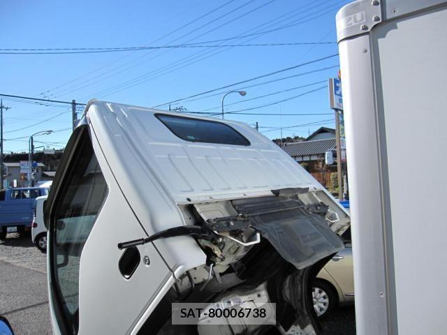 Isuzu ELF TRUCK 2002-12 406764-19