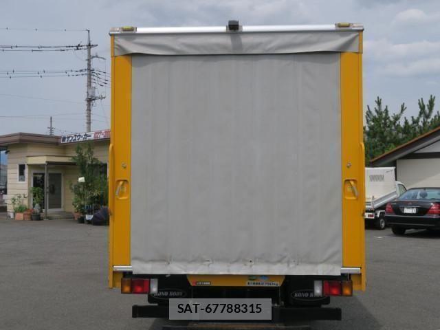 Isuzu ELF TRUCK 2018-05 407025-3