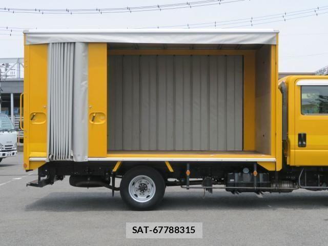 Isuzu ELF TRUCK 2018-05 407025-9