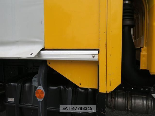 Isuzu ELF TRUCK 2018-05 407025-23