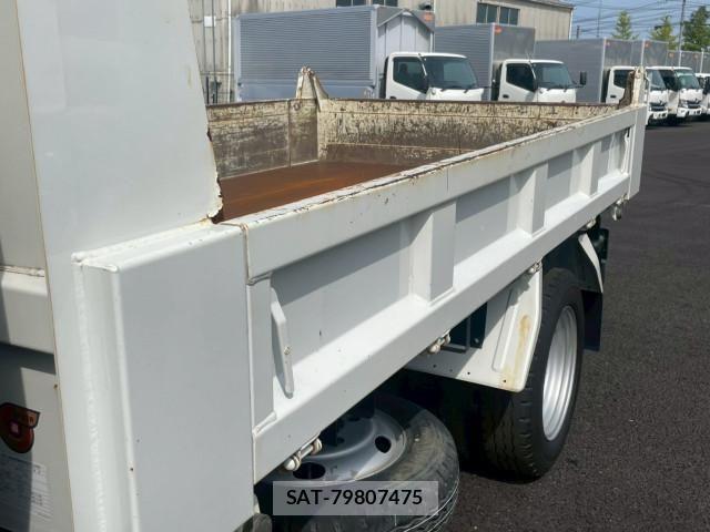 Isuzu ELF TRUCK 2022-09 963907-11