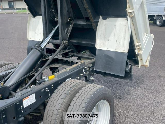 Isuzu ELF TRUCK 2022-09 963907-22