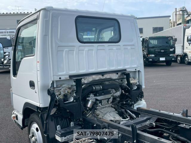 Isuzu ELF TRUCK 2022-09 963907-24