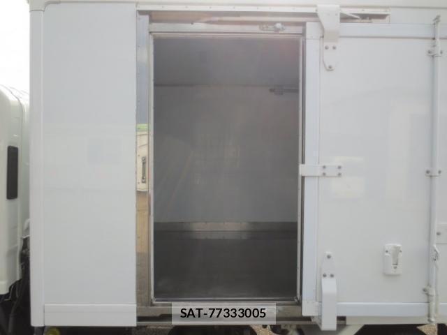 Isuzu ELF TRUCK 2019-08 1050818-10