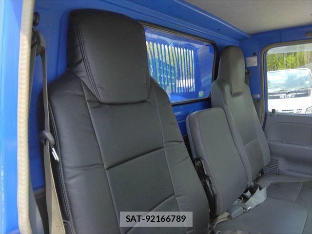 Isuzu ELF TRUCK 2010-05 406742-20