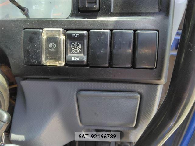 Isuzu ELF TRUCK 2010-05 406742-29