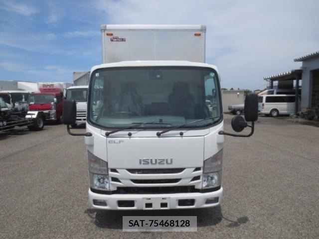 Isuzu ELF TRUCK 2018-02 1037935-5