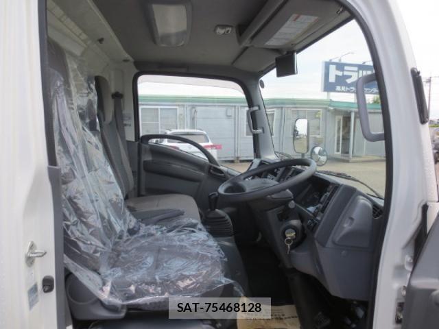 Isuzu ELF TRUCK 2018-02 1037935-14