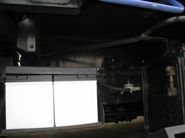 Isuzu ELF TRUCK 2009-09 1544759-19